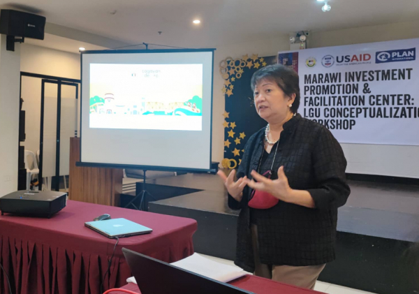 SPEAKING FROM EXPERIENCE: Cagayan de Oro LEIPO Eileen E. San Juan shares the Cagayan de Oro experience in setting up the Cagayan de Oro Trade and Investment Promotions Center and putting it to work.